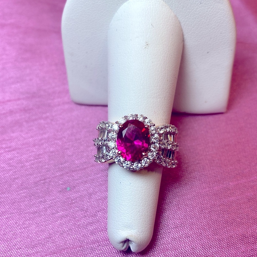Bella Luce Ruby & White Diamond Simulants Ring
